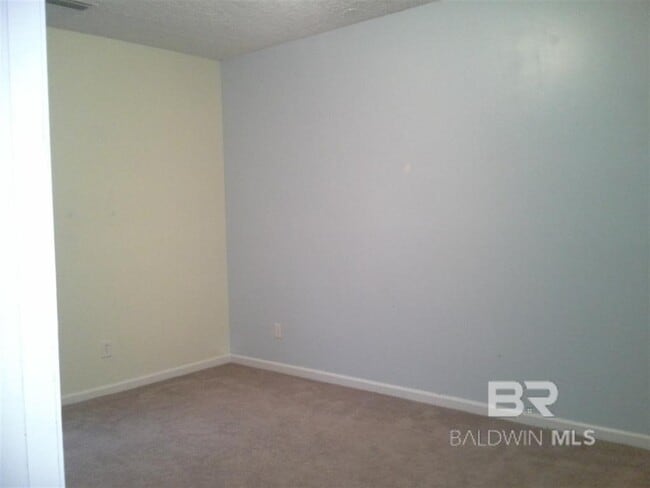 Building Photo - 1129 Sloane Cove