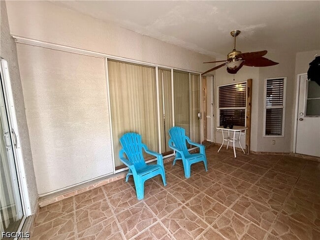 Building Photo - 1713 SW 10th Pl