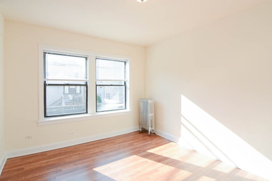 Building Photo - 1742 N Humboldt Blvd