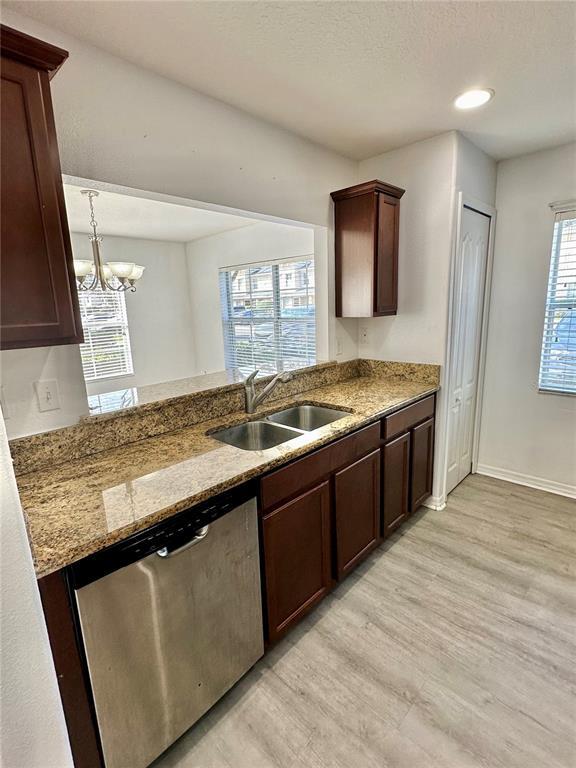 Building Photo - 233 Carina Cir