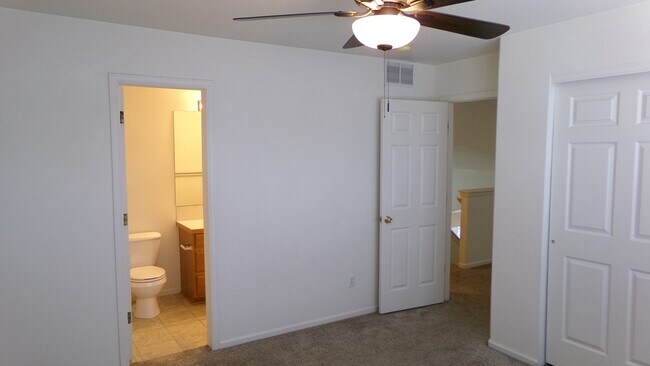 Building Photo - 217 Rock Bridge Ln