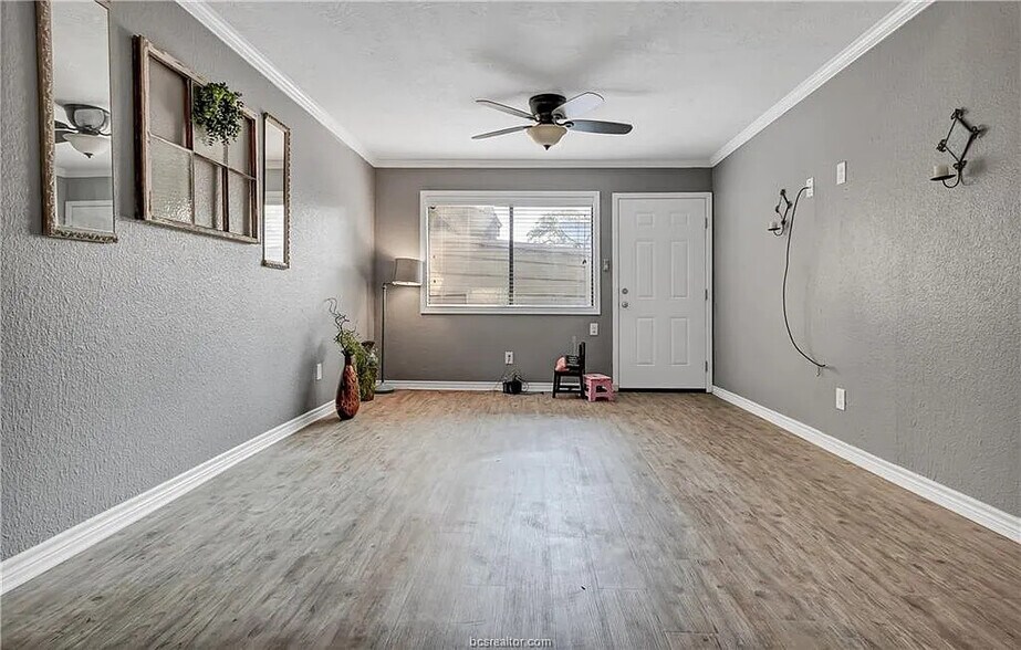Building Photo - 4403 Carter Creek Pky