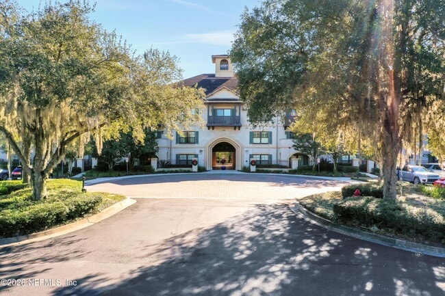 Building Photo - 965 Registry Blvd