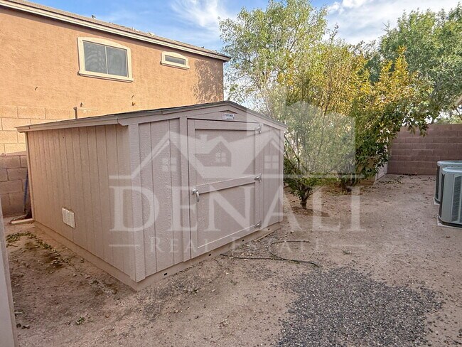 Building Photo - 2778 E Courtney St
