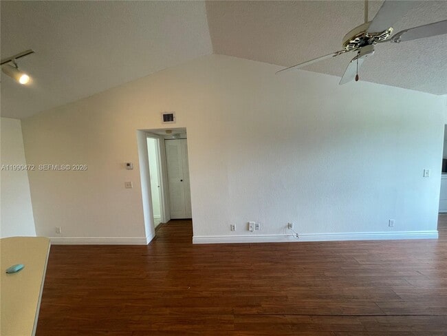 Building Photo - 3330 Pinewalk Dr N