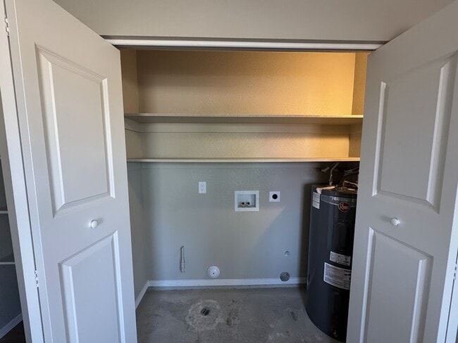 Building Photo - Brand New Unit in La Crescenta