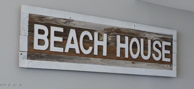 Building Photo - 1301 1st St S