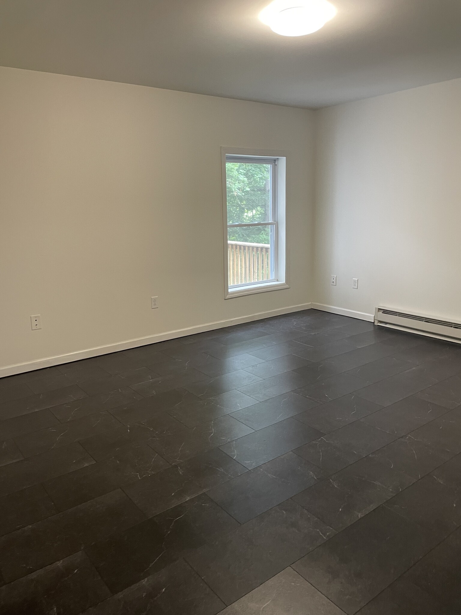 Building Photo - 120 Chambers Aly