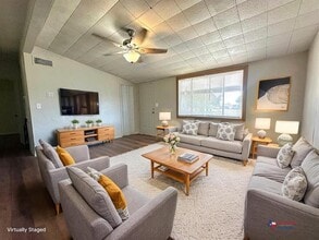 Building Photo - 123 Stavena Rd