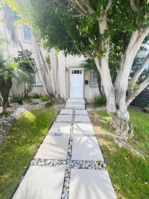 Building Photo - 518 S Helberta Ave