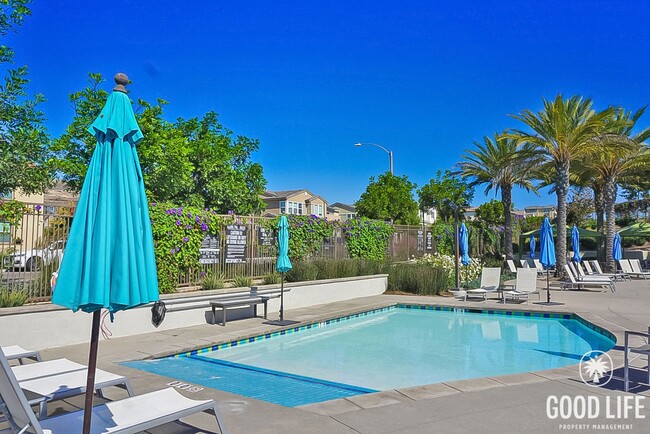 Building Photo - Stunning 2000+ sqft  4B/3BA Home in a Great Community!