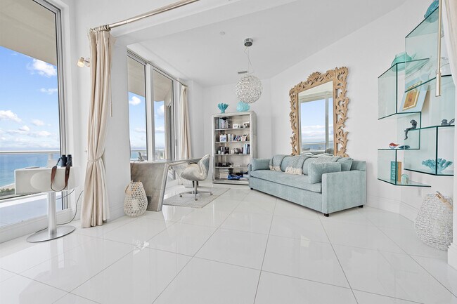 Building Photo - 2700 N Ocean Dr