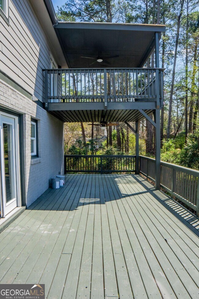 Building Photo - 1433 Merriman Ln NE