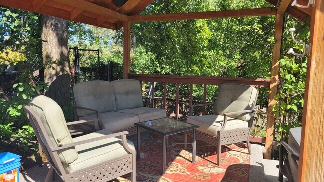 Patio - 1321 8th Ave E