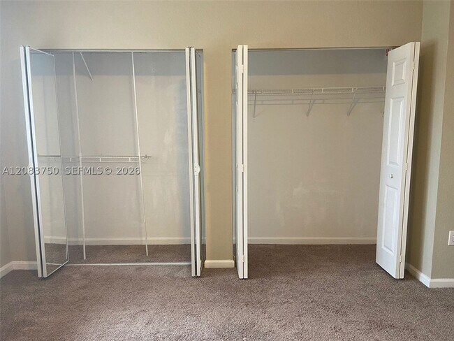 Building Photo - 8237 SW 25th Ct