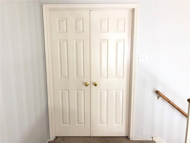 Building Photo - 13456 Athens Trail