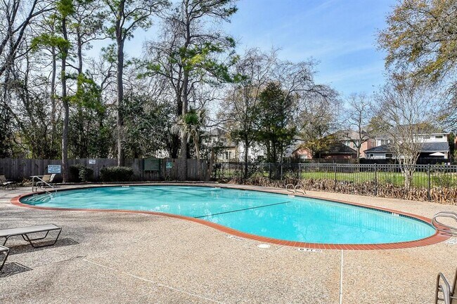 Building Photo - 887 Wax Myrtle Ln
