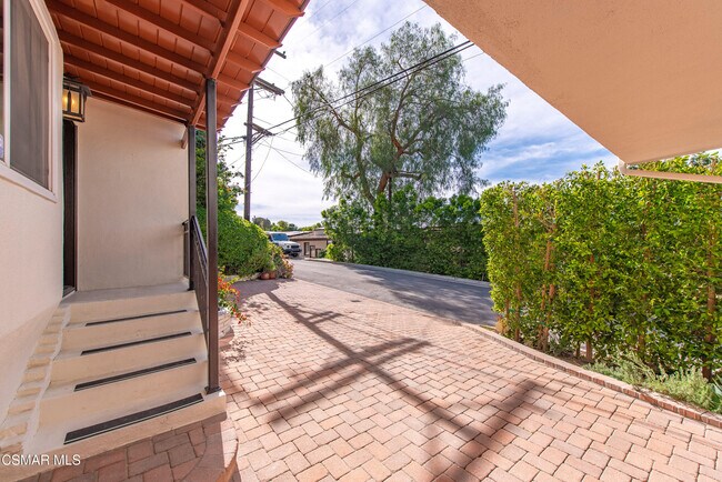 Building Photo - 5076 Escobedo Dr