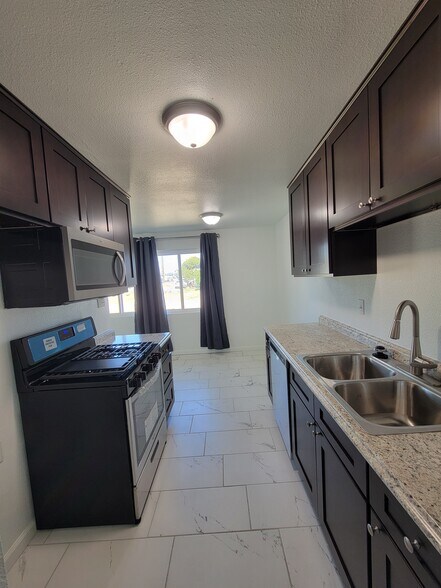 Building Photo - 24881 Cactus Ave
