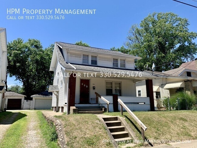 Building Photo - 1525 Miami Ct NE