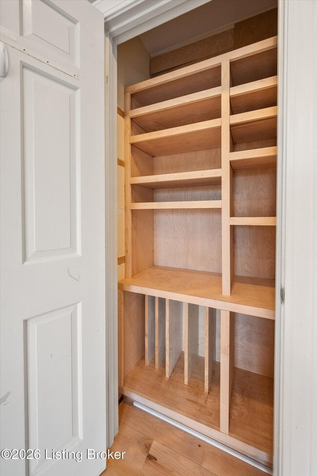 Building Photo - 7008 Foxcroft Pl