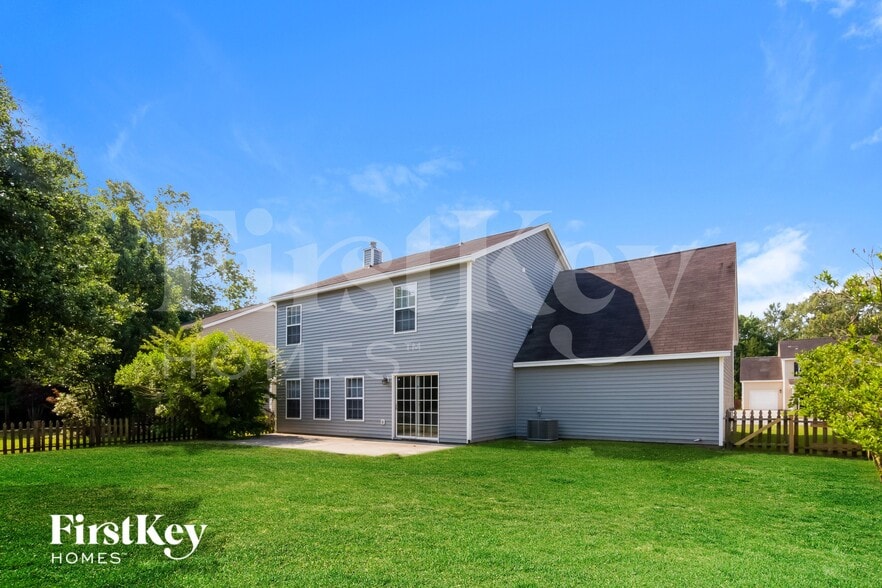 Building Photo - 528 Beverly Dr