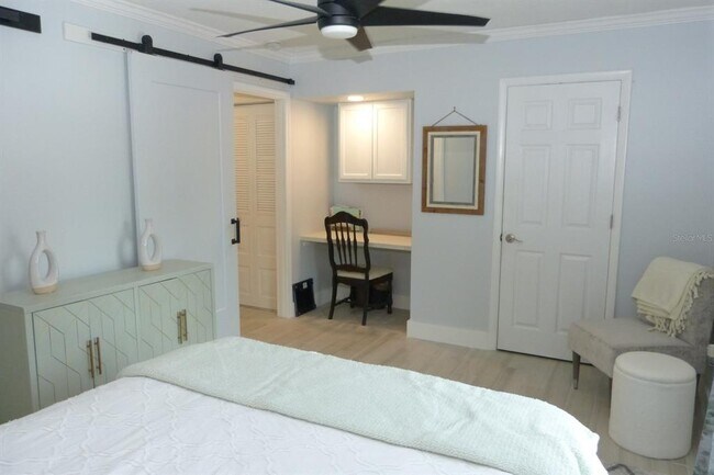 Building Photo - 2700 Bayshore Blvd