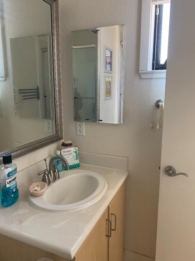 Building Photo - 3000 El Camino Real