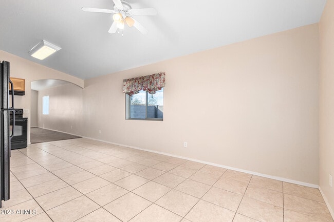 Building Photo - 14805 Charco Rd