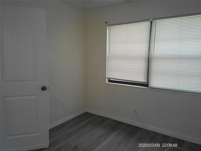 Building Photo - 3601 14th Ave S