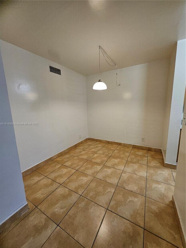 Building Photo - 11570 NW 42nd St