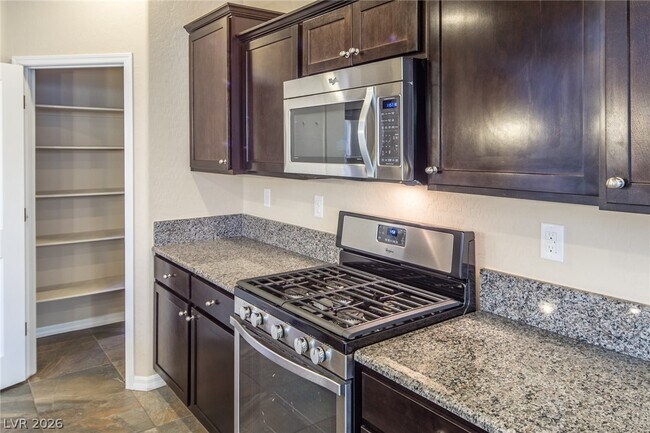 Building Photo - 11242 Ventura Grass Ct