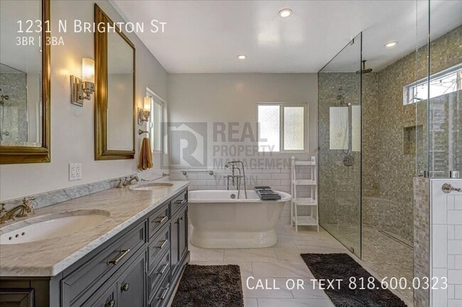 Building Photo - 1231 N Brighton St