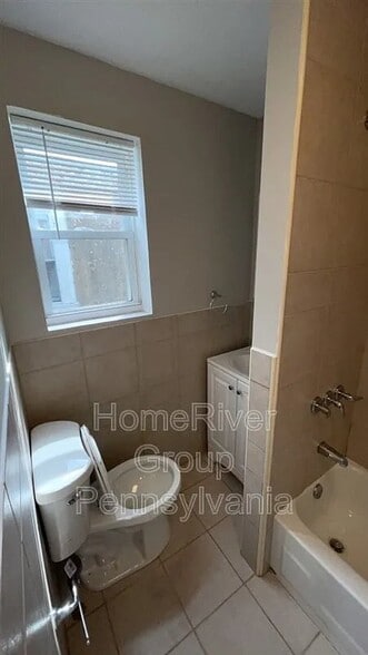 Building Photo - 5025 Jackson St