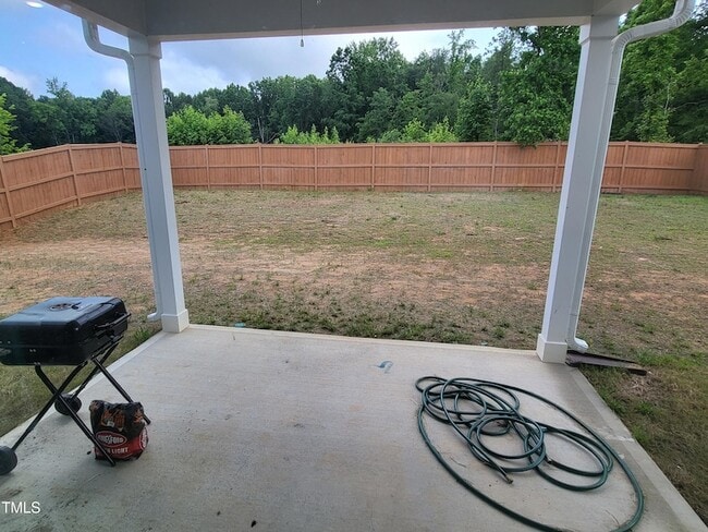 Building Photo - 100 Buckthorn Dr