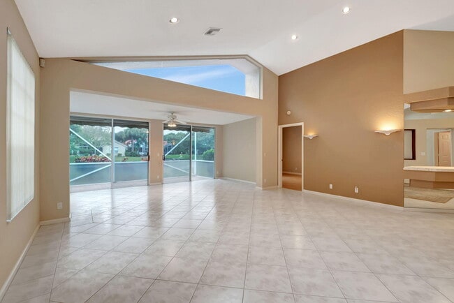 Building Photo - 11081 Springbrook Cir
