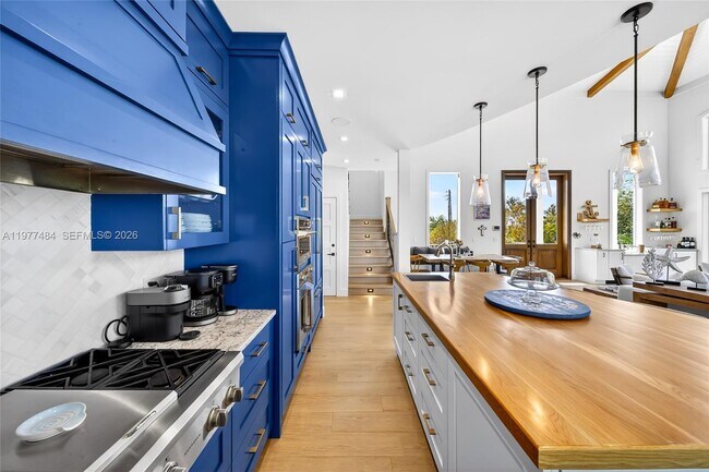 Building Photo - 146 Mockingbird Rd