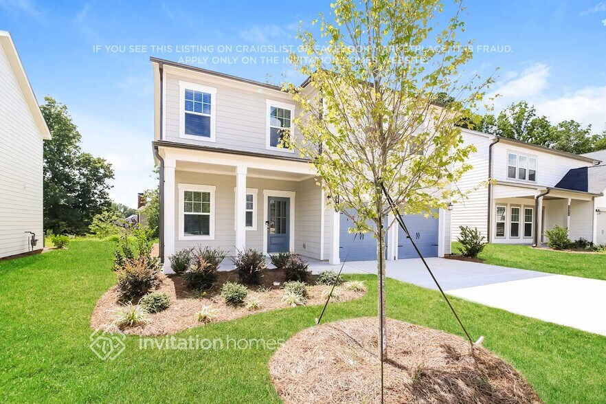 Building Photo - 2080 Boxwood Cir