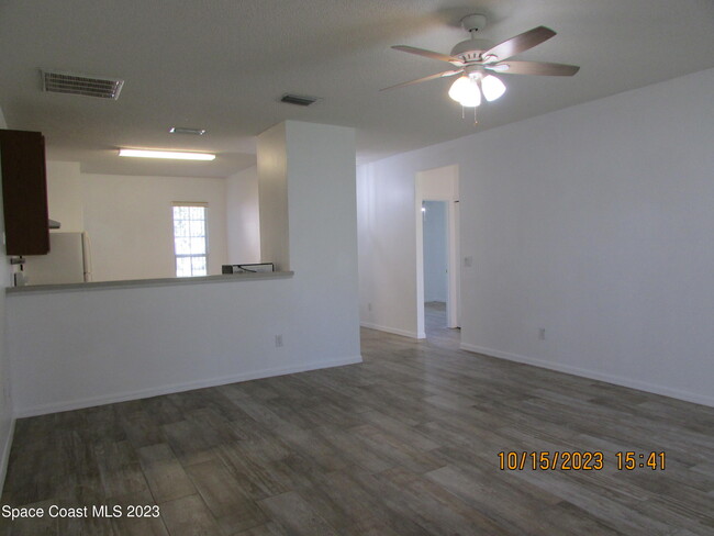 Building Photo - 4192 Collinwood Dr