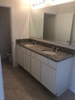 Building Photo - BIG 3/2.5 Home + 2 CAR GARAGE