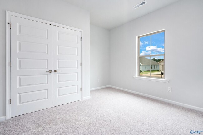 Building Photo - 14441 Mountain Strm Dr