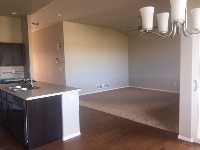 Building Photo - 3423 Curlew Dr