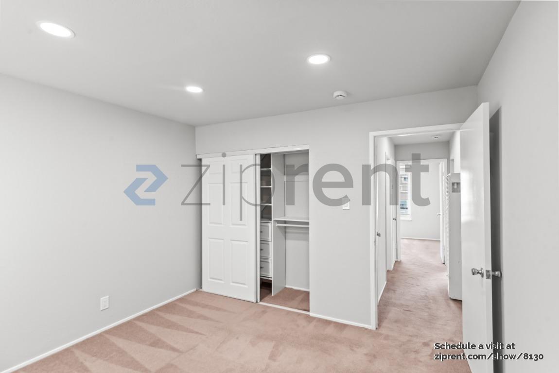 Building Photo - 468 90th St