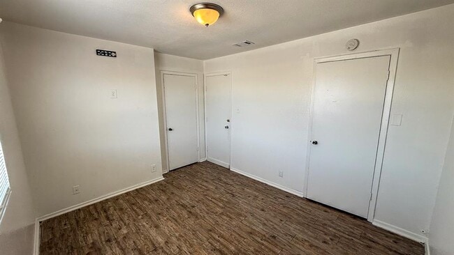 Building Photo - 501 Hardin Ct