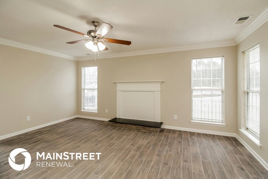 Building Photo - 1729 Sugar Hollow Dr