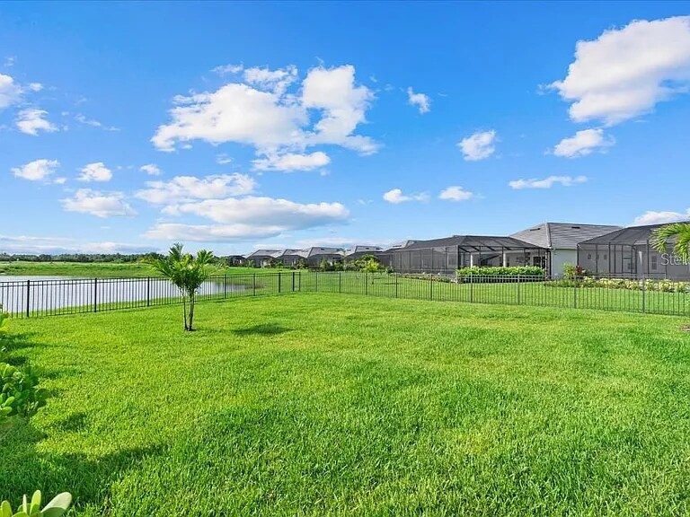 Building Photo - 271 Monet Trl