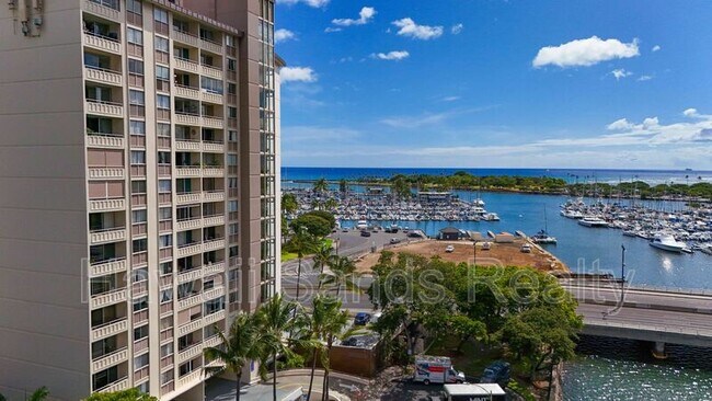 Building Photo - 1676 Ala Moana Blvd