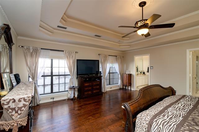 Building Photo - 5920 Encore Dr