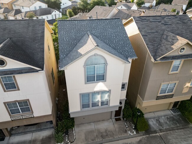 Building Photo - 3308 Clearview Cir