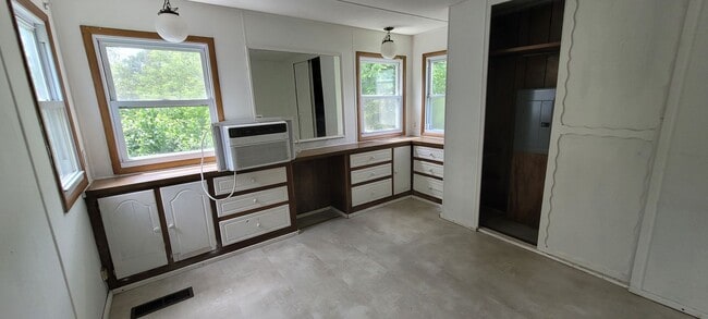 Building Photo - 2 Bedroom mobile home below Lancaster city